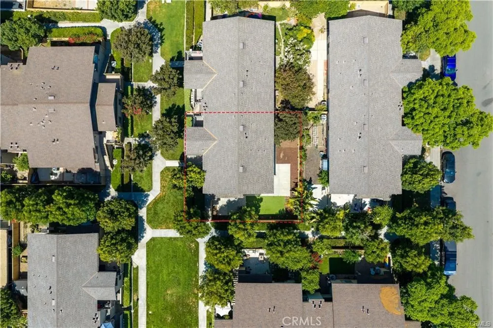 84 Clearbrook #37 Irvine, CA 92614