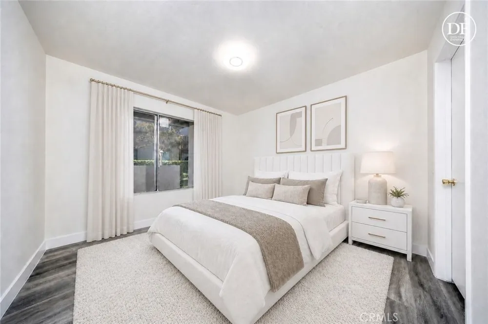 84 Clearbrook #37 Irvine, CA 92614