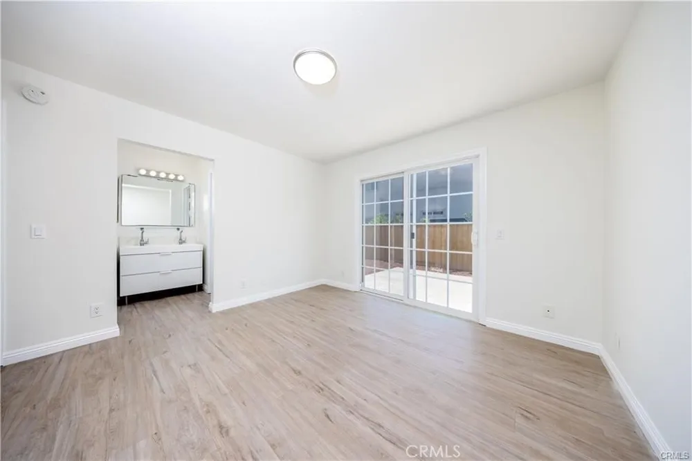 84 Clearbrook #37 Irvine, CA 92614