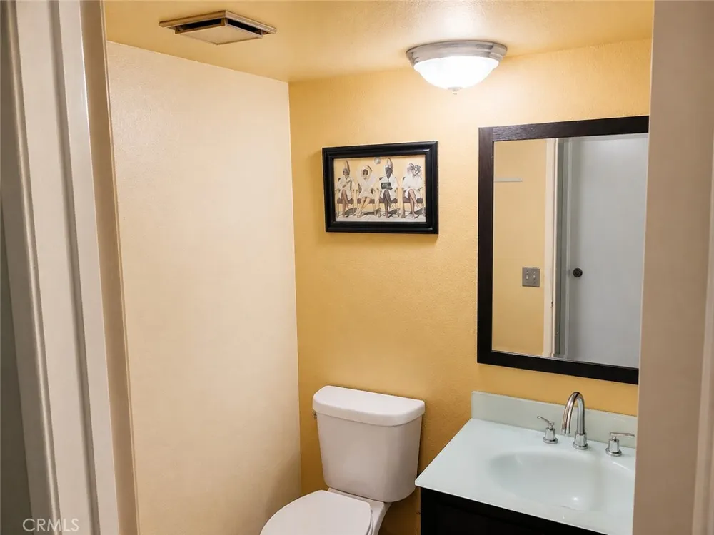 14571 Long View Fontana, CA 92337