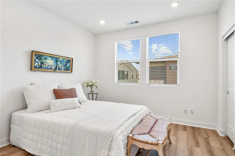 1046 Hazel Drive Rancho Mission Viejo, CA 92694
