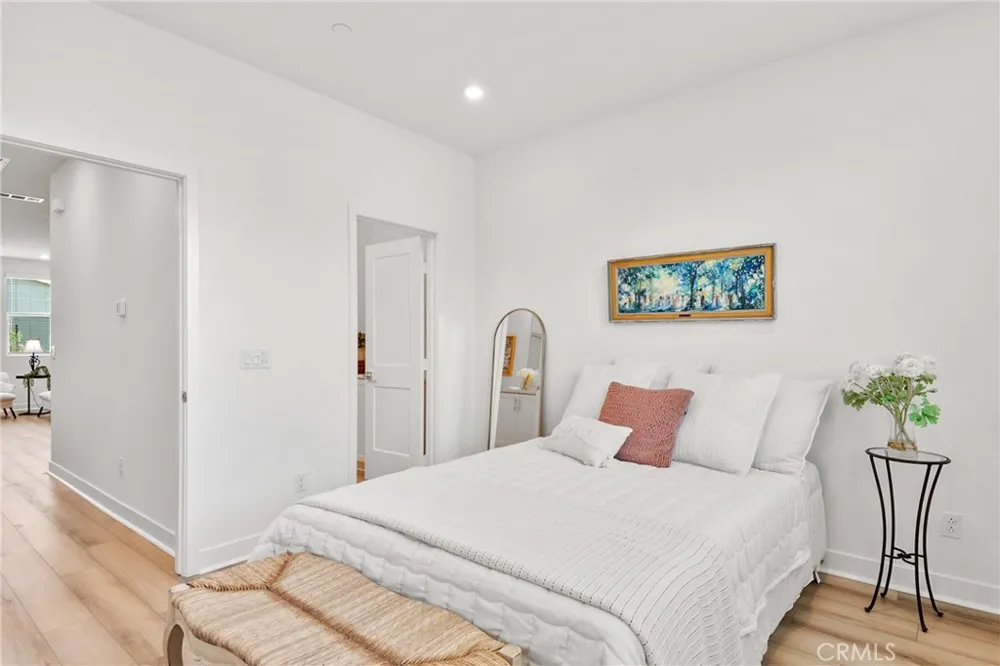 1046 Hazel Drive Rancho Mission Viejo, CA 92694