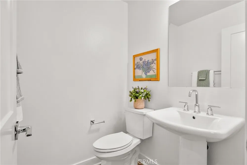 1046 Hazel Drive Rancho Mission Viejo, CA 92694