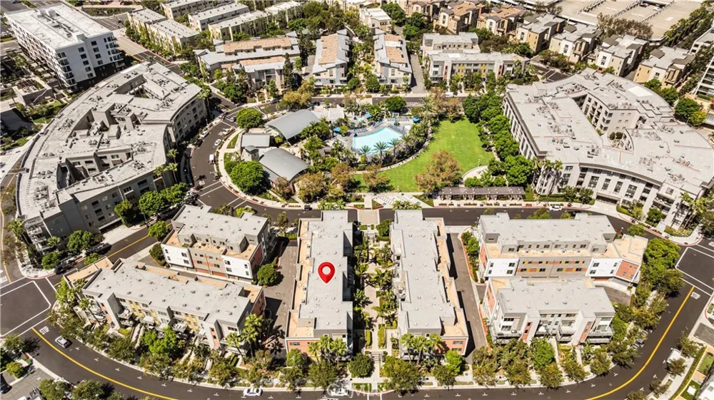 248 Rockefeller Irvine, CA 92612