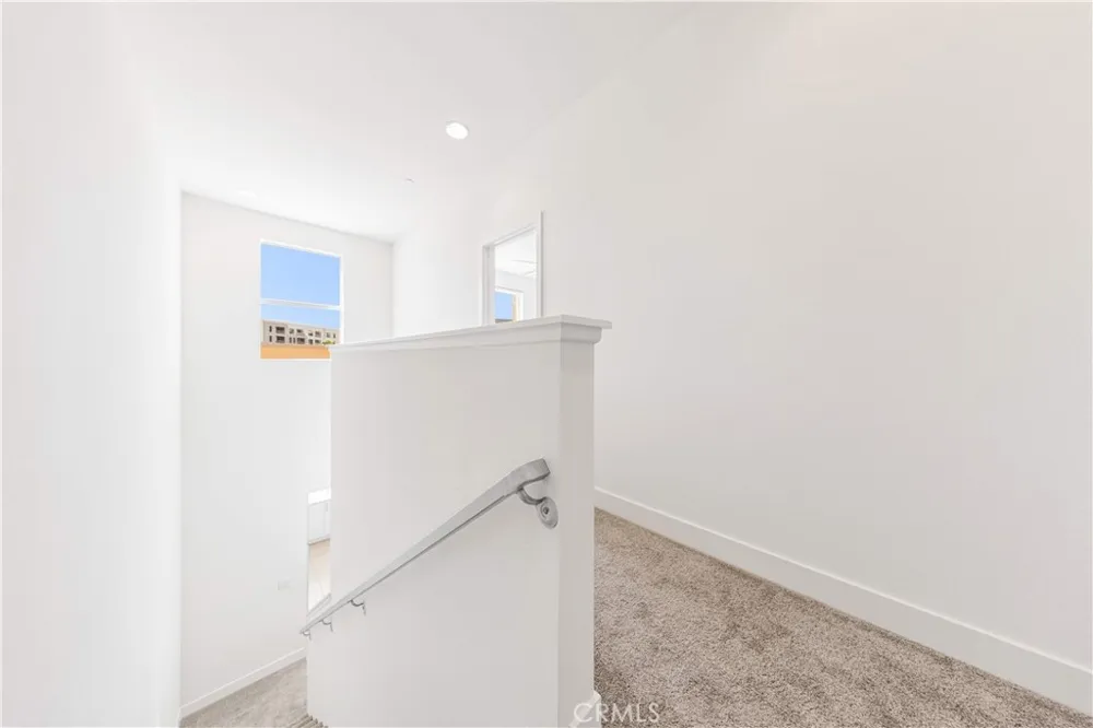 248 Rockefeller Irvine, CA 92612