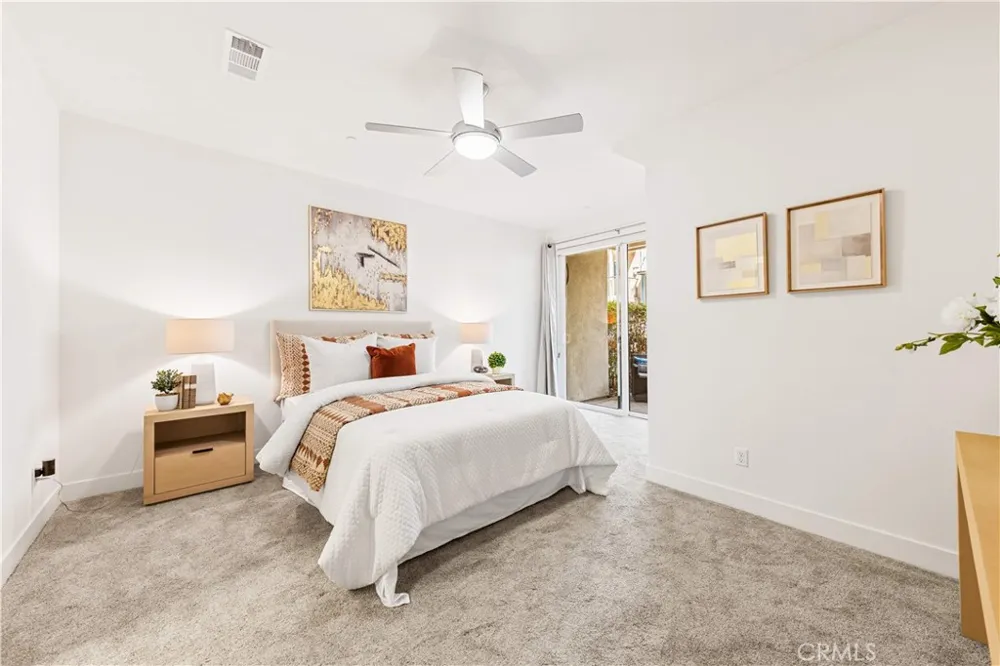 248 Rockefeller Irvine, CA 92612