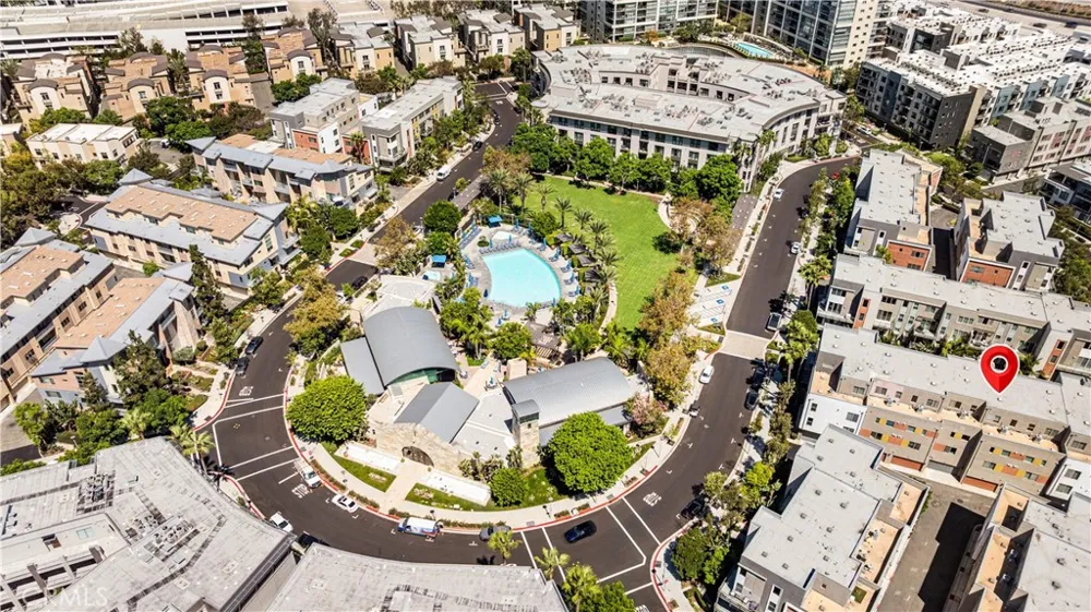 248 Rockefeller Irvine, CA 92612