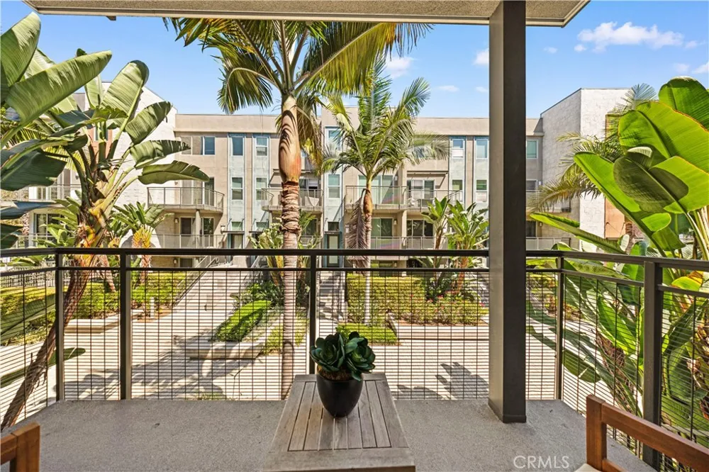 248 Rockefeller Irvine, CA 92612