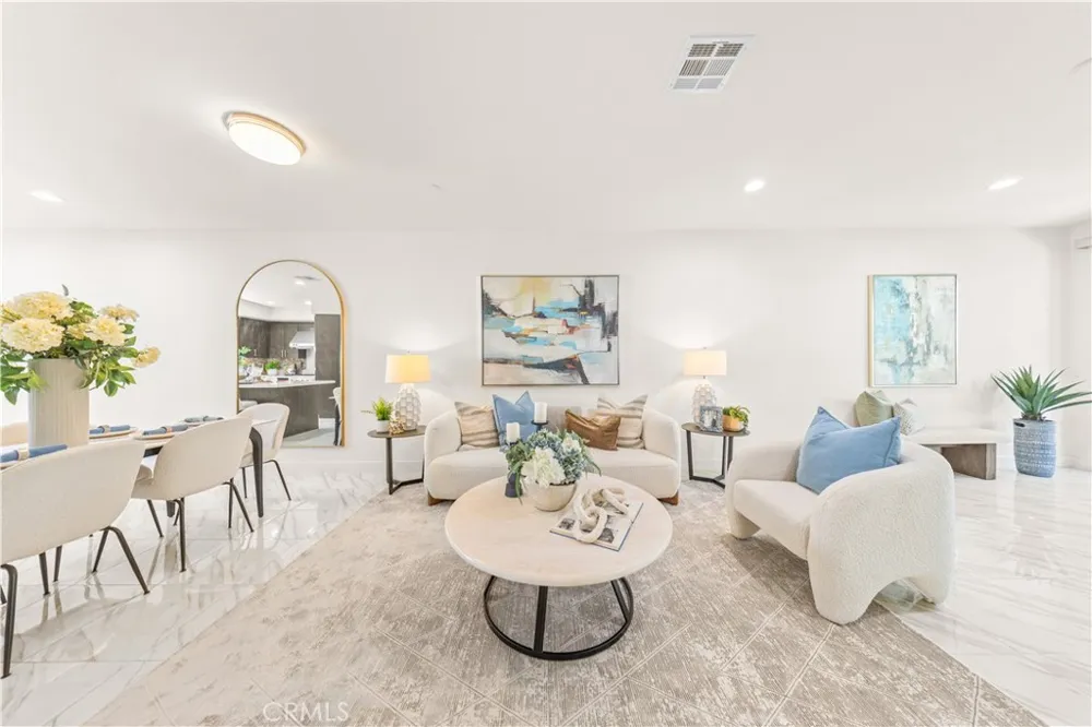 248 Rockefeller Irvine, CA 92612
