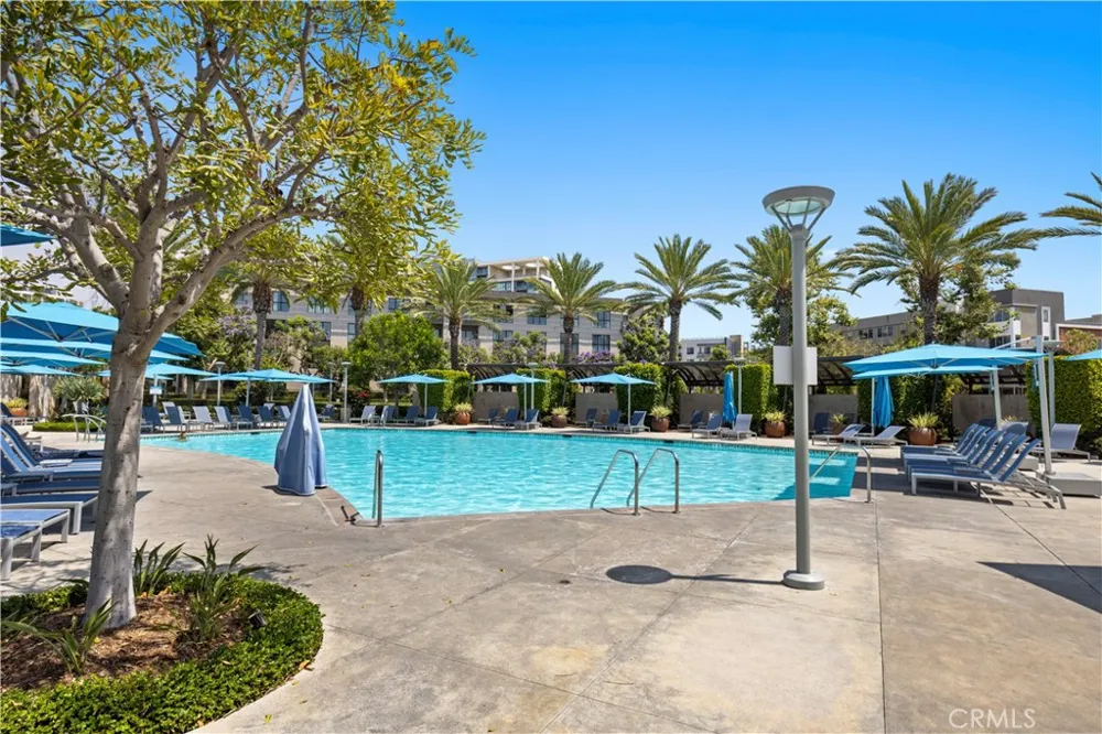 248 Rockefeller Irvine, CA 92612