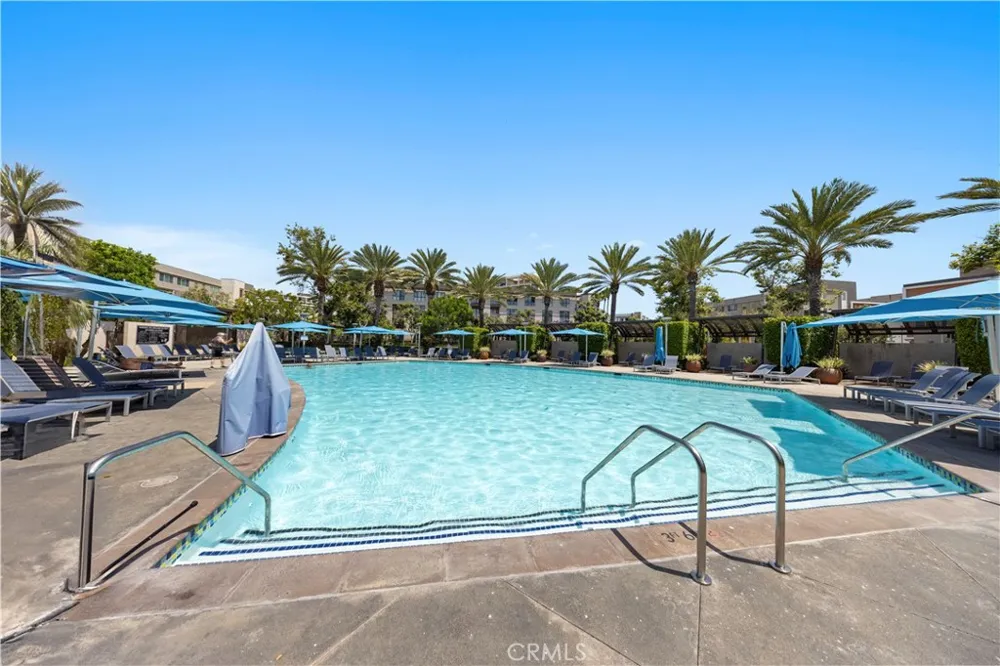 248 Rockefeller Irvine, CA 92612