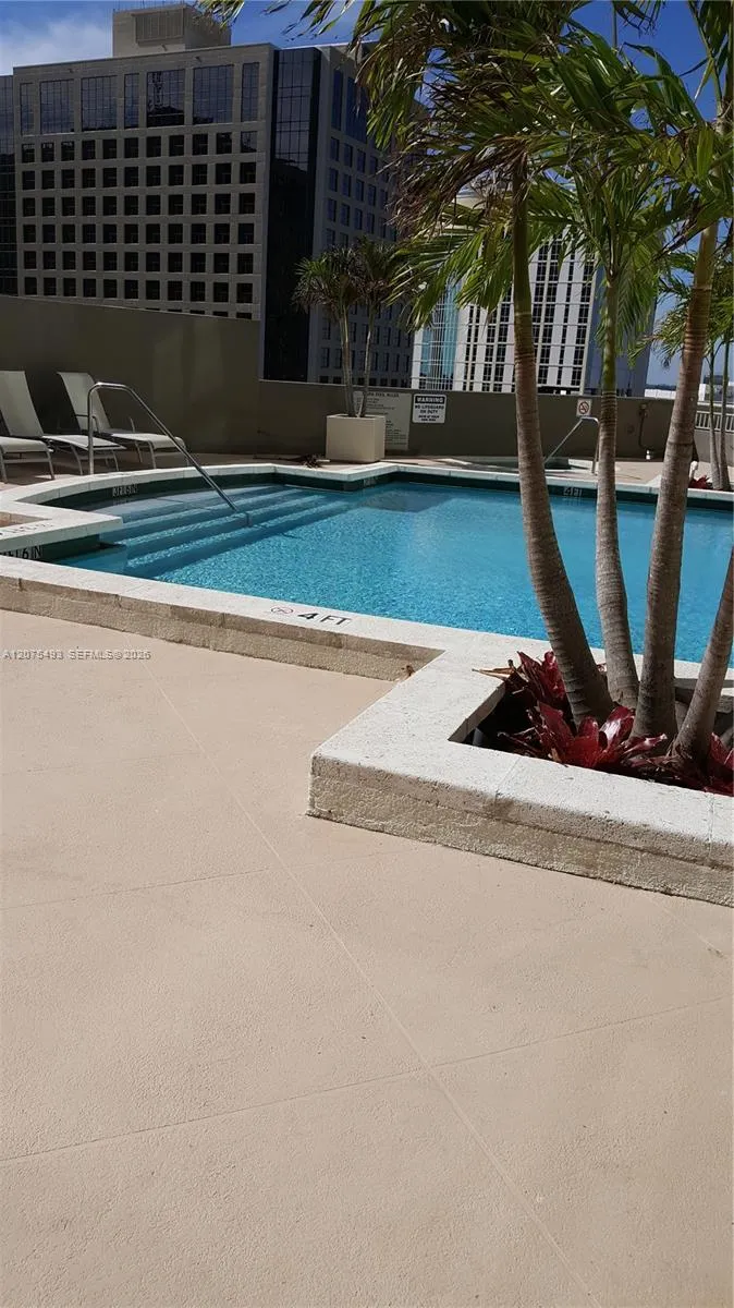 9066 SW 73rd Ct #1601 Miami, FL 33156