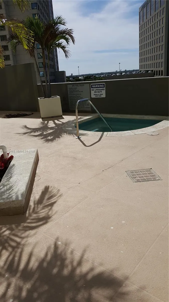 9066 SW 73rd Ct #1601 Miami, FL 33156