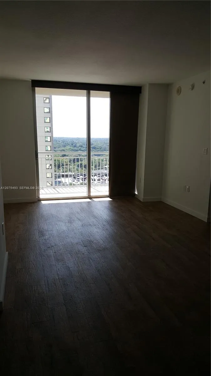 9066 SW 73rd Ct #1601 Miami, FL 33156