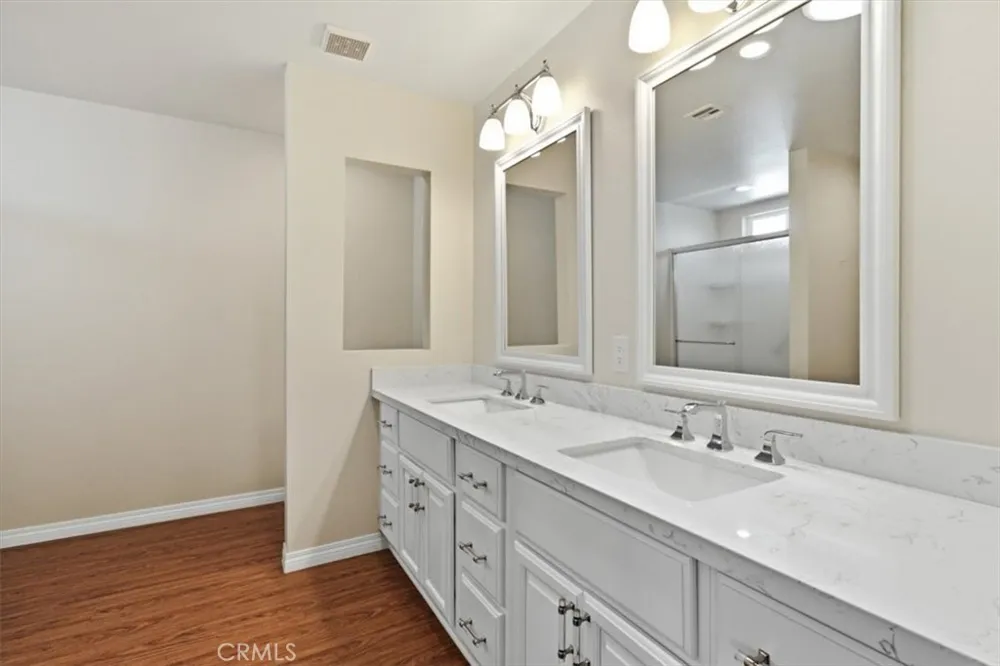 5200 Irvine Blvd. #347 Irvine, CA 92620