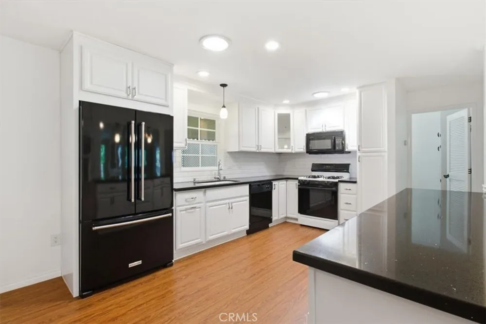5200 Irvine Blvd. #347 Irvine, CA 92620