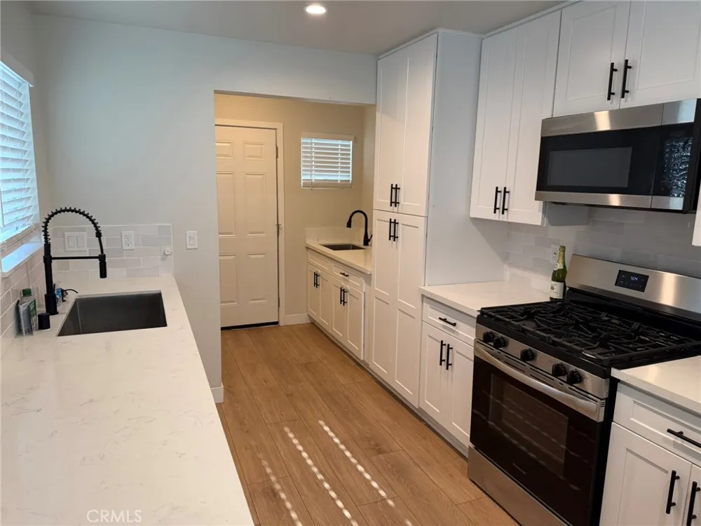 940 Garden Anaheim, CA 92801