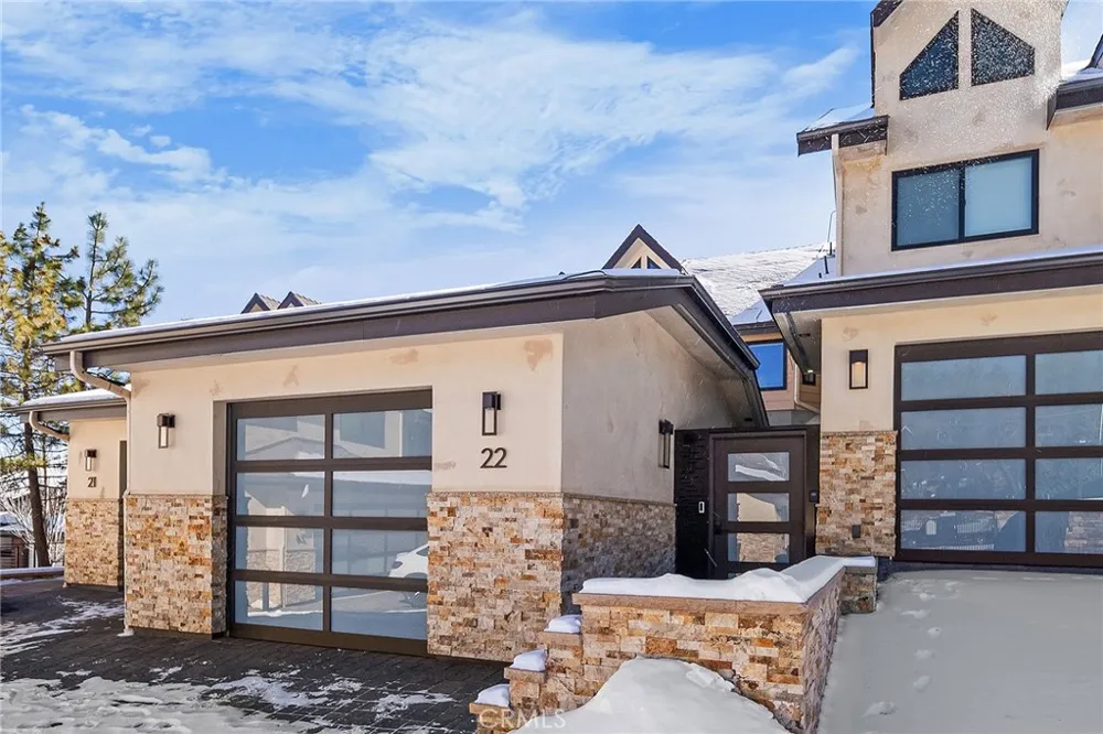 43000 Clover #22 Big Bear Lake, CA 92315