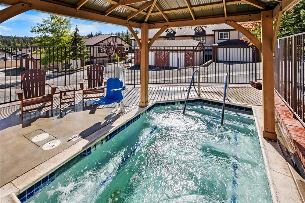 43000 Clover #22 Big Bear Lake, CA 92315