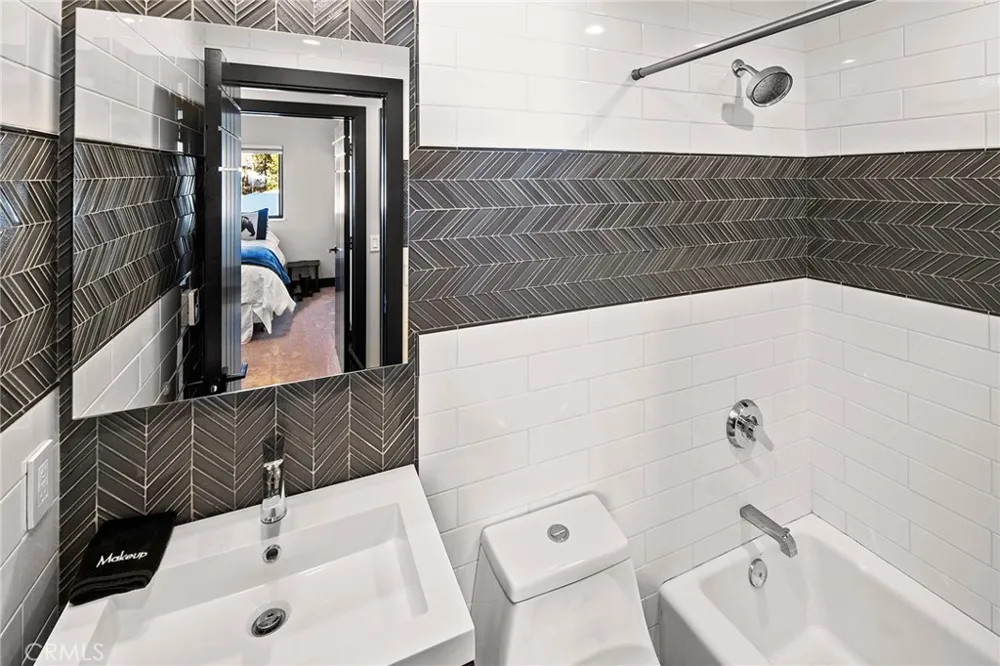 43000 Clover #22 Big Bear Lake, CA 92315