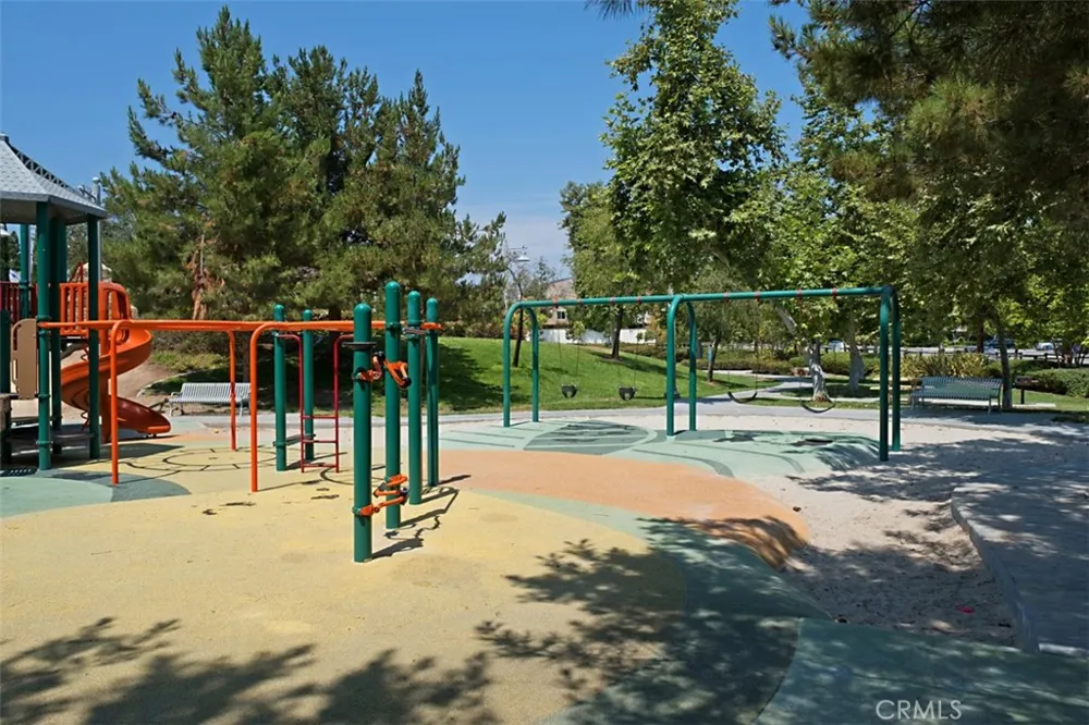 8 National Place Place Irvine, CA 92602