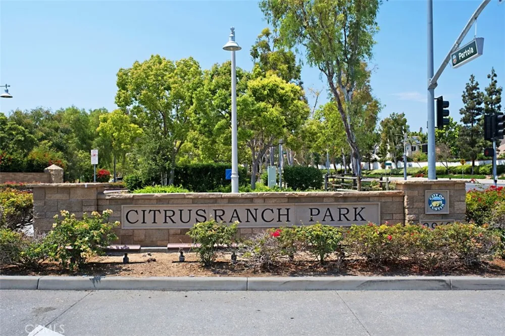8 National Place Place Irvine, CA 92602