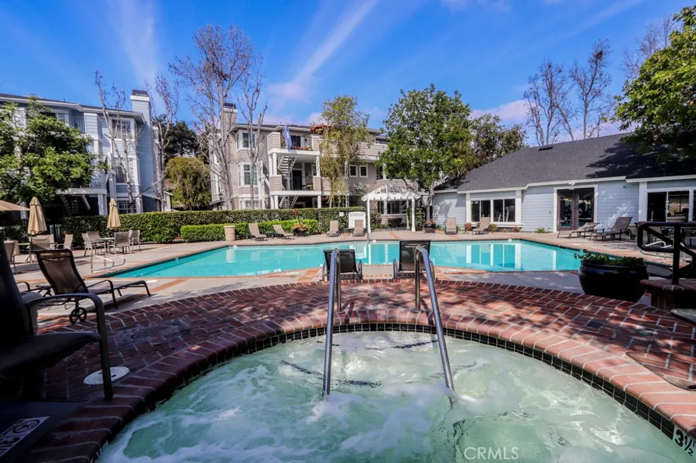 23412 Pacific Park #12I Aliso Viejo, CA 92656