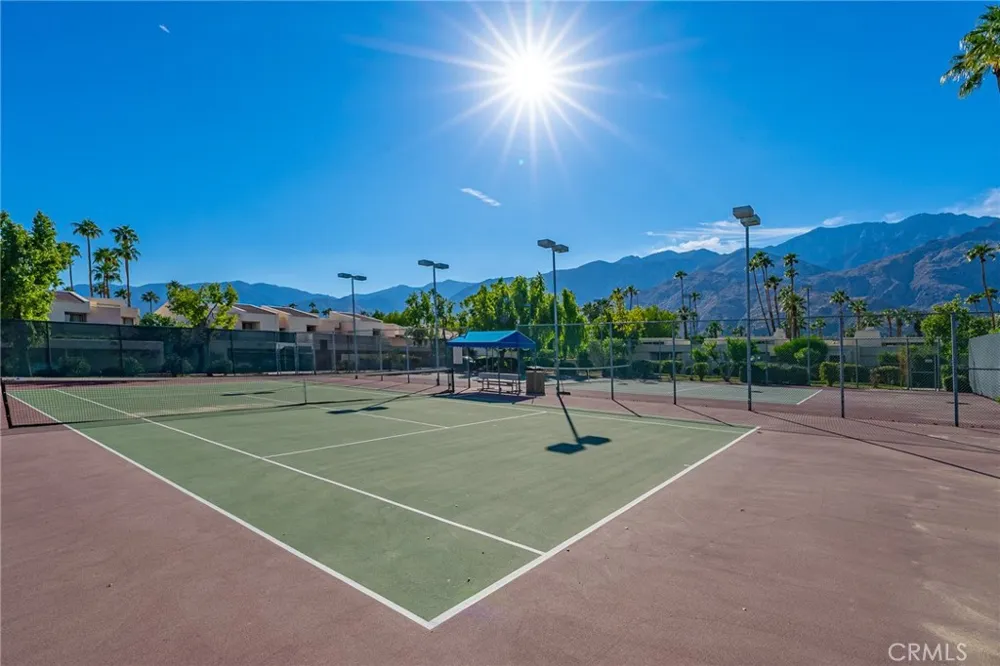 2007 E Columbard Palm Springs, CA 92264