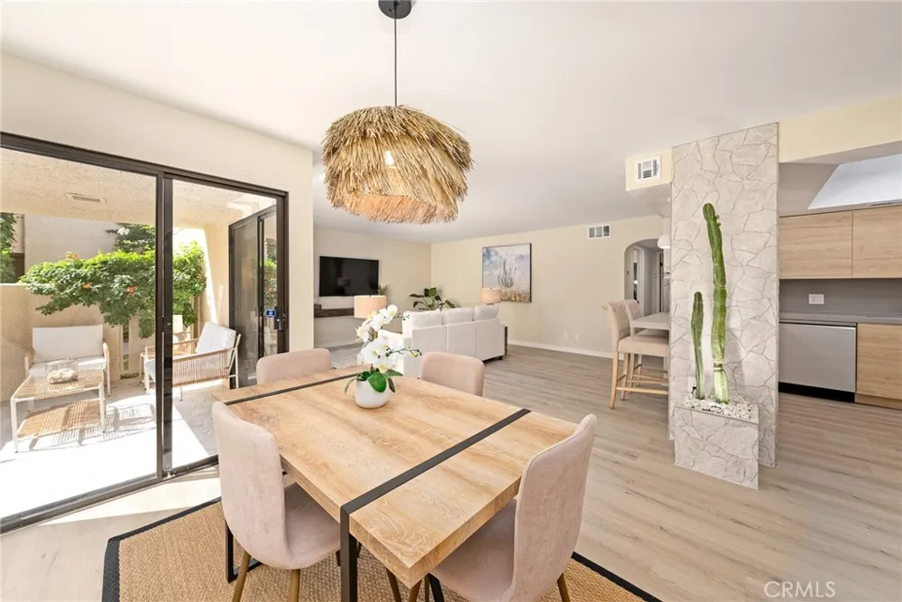 2007 E Columbard Palm Springs, CA 92264