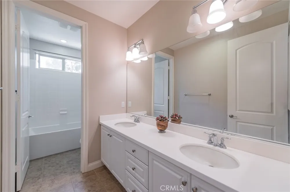 159 Speckled Alder Irvine, CA 92618