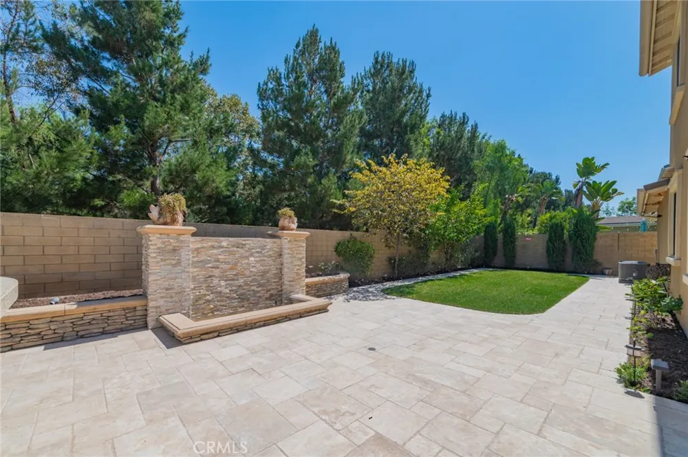 159 Speckled Alder Irvine, CA 92618