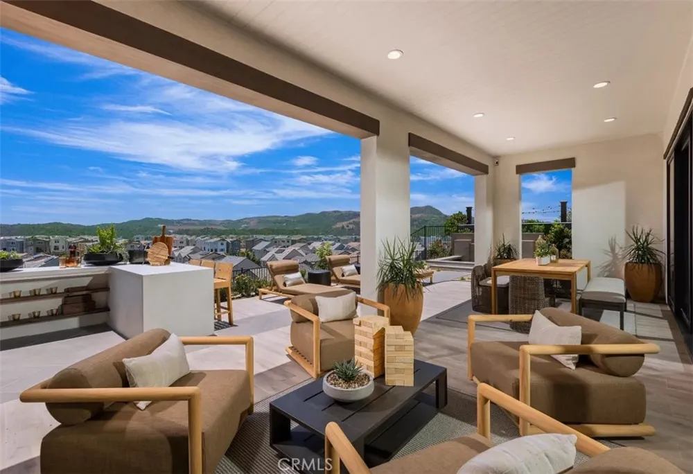 6178 Allure Drive Rancho Mission Viejo, CA 92694