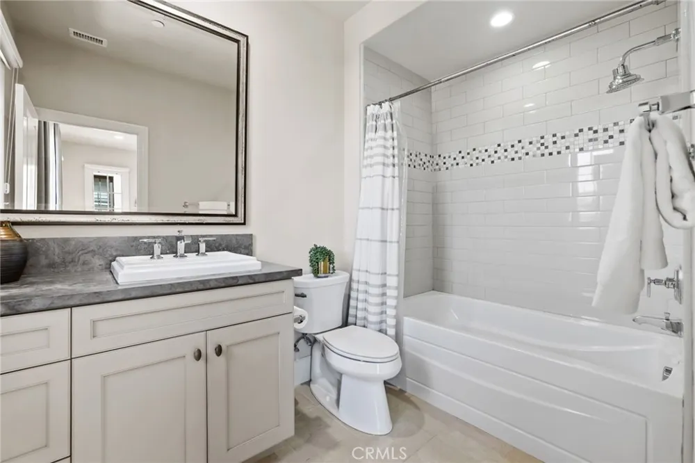 109 Andirons Irvine, CA 92602