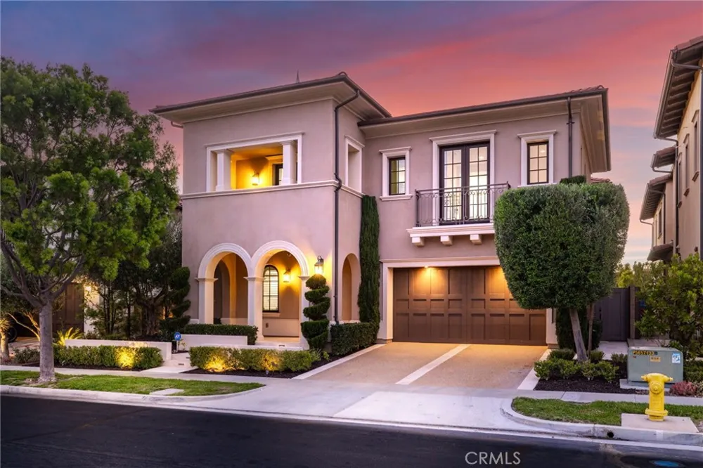 109 Andirons Irvine, CA 92602