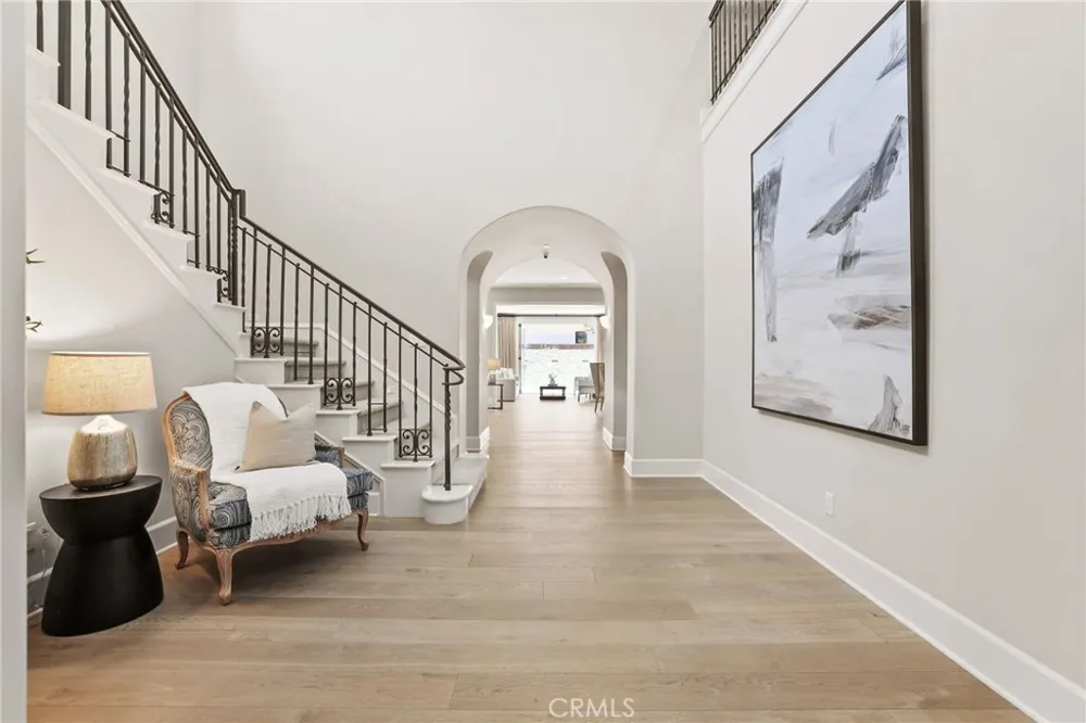 109 Andirons Irvine, CA 92602