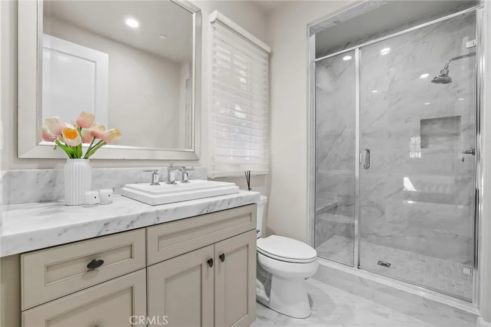 109 Andirons Irvine, CA 92602