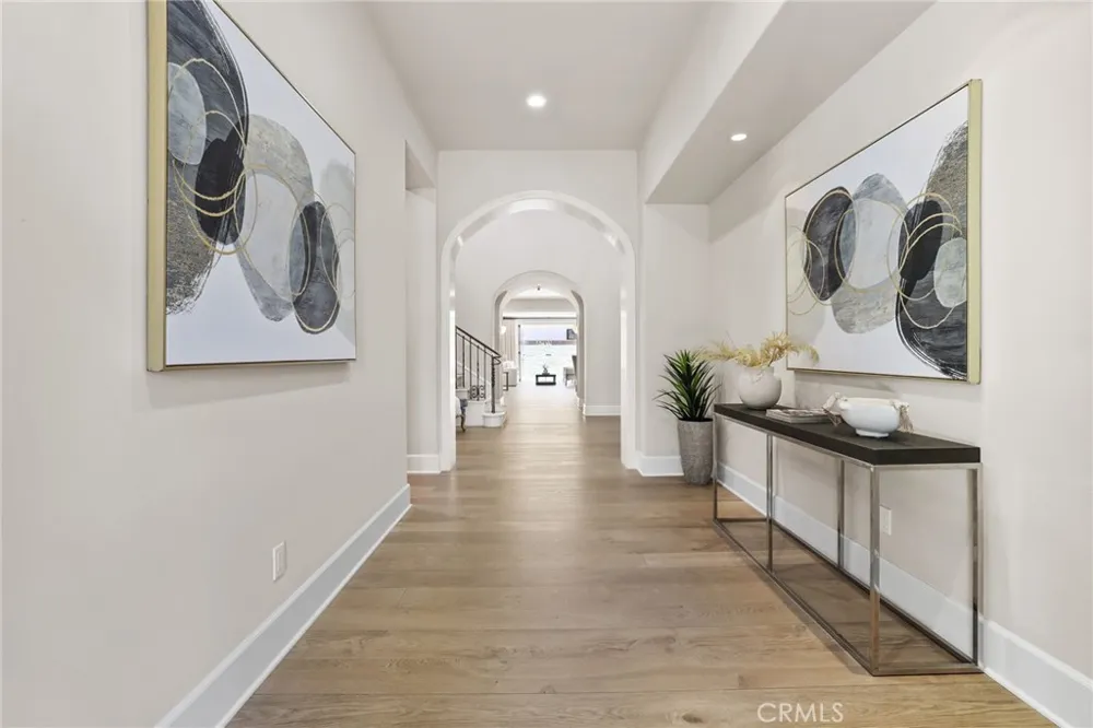 109 Andirons Irvine, CA 92602