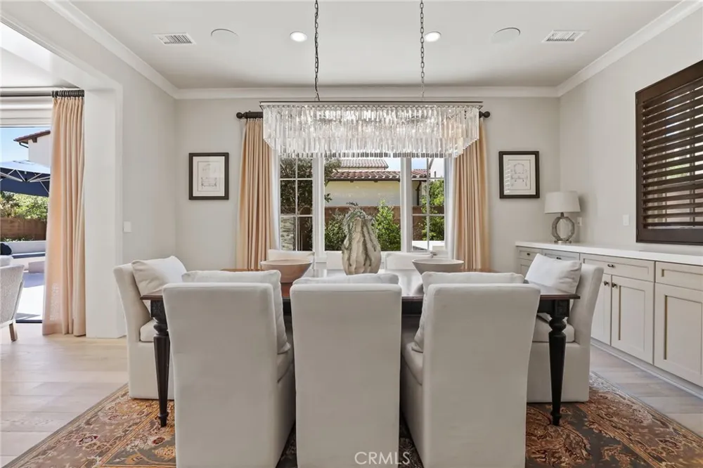 109 Andirons Irvine, CA 92602