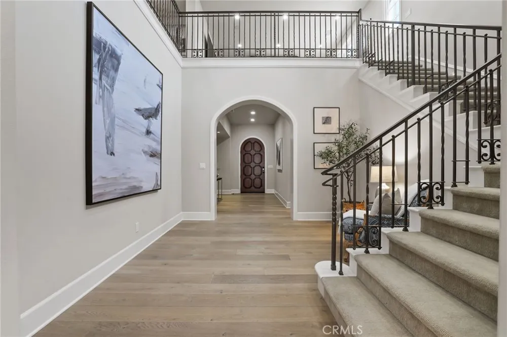 109 Andirons Irvine, CA 92602