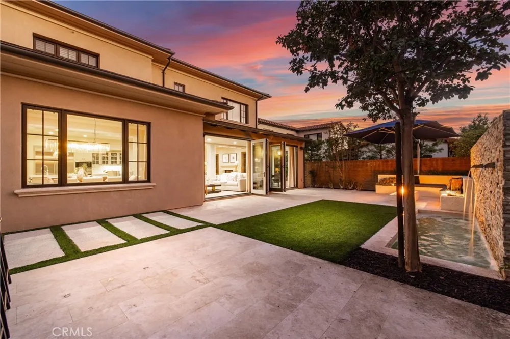 109 Andirons Irvine, CA 92602