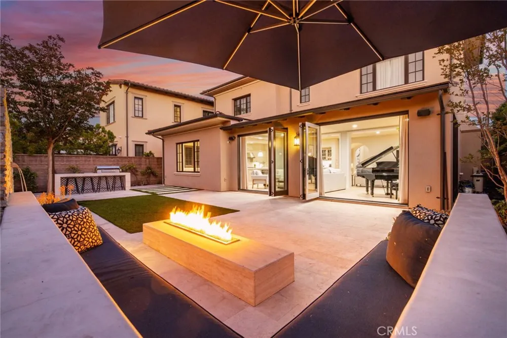 109 Andirons Irvine, CA 92602