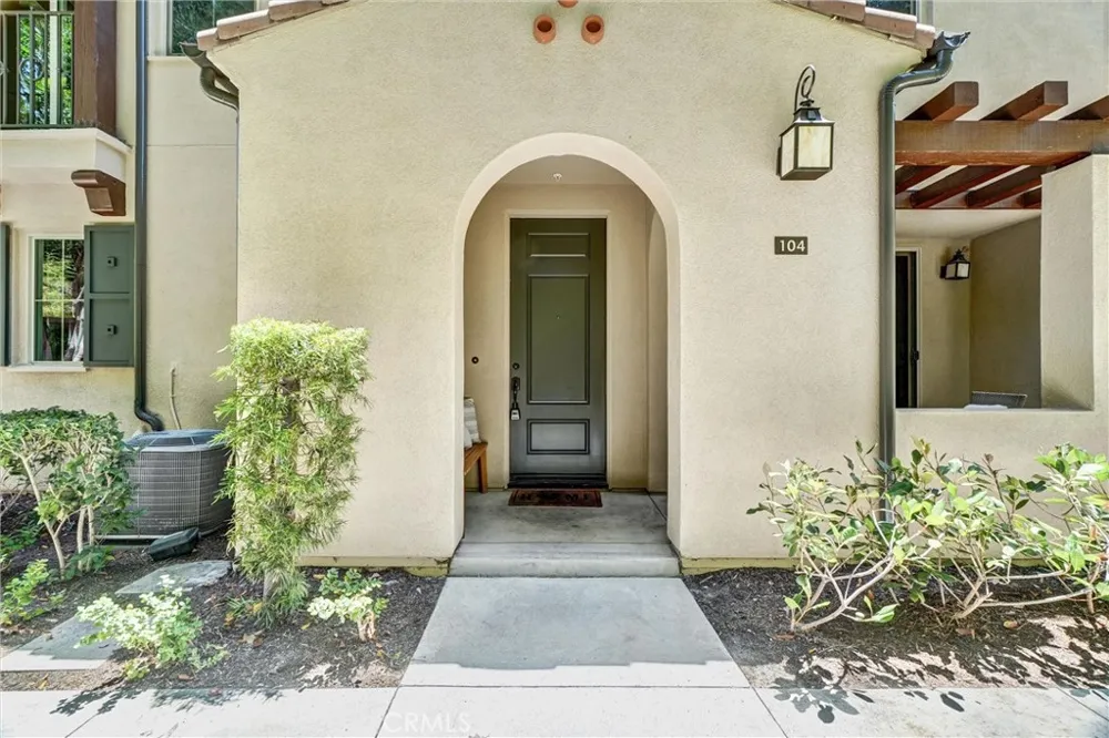 104 Borrego Irvine, CA 92618