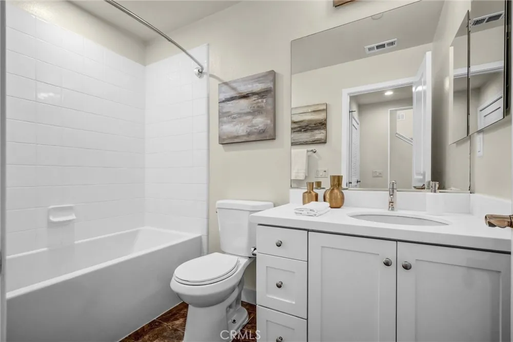 104 Borrego Irvine, CA 92618