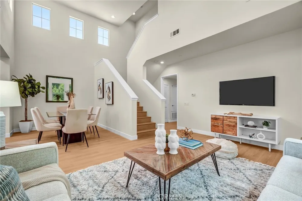 104 Borrego Irvine, CA 92618