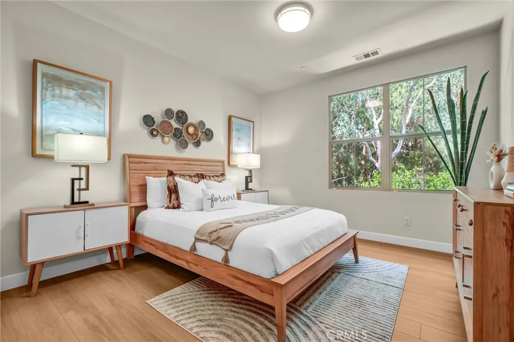104 Borrego Irvine, CA 92618