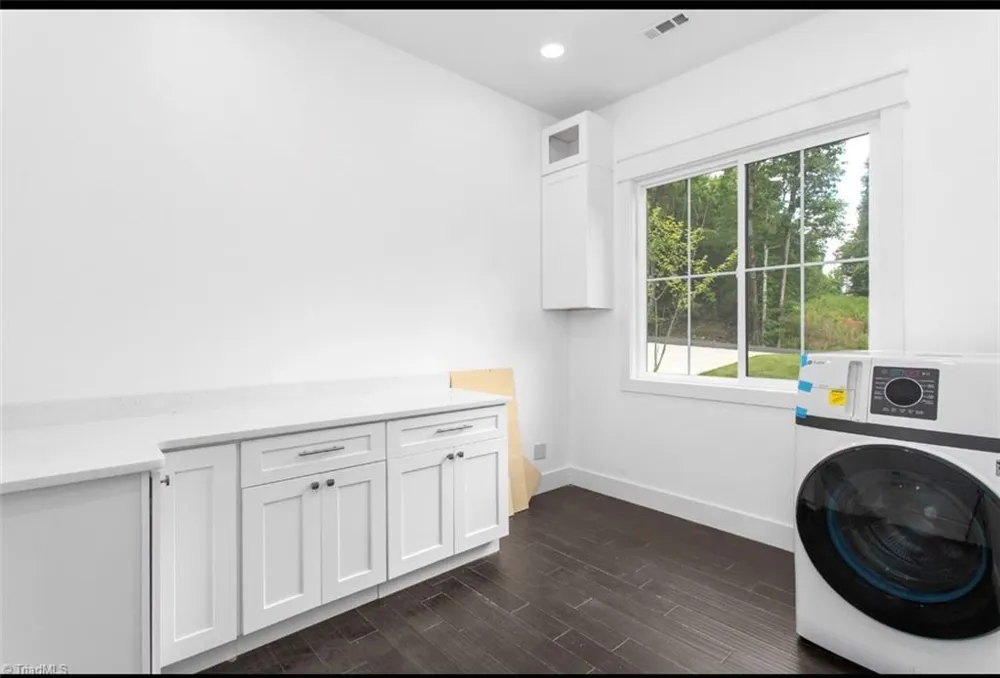 176 Ivory Lane Lexington, NC 27295