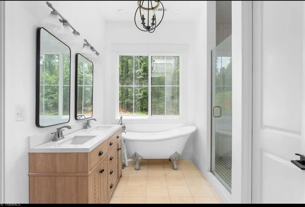 176 Ivory Lane Lexington, NC 27295