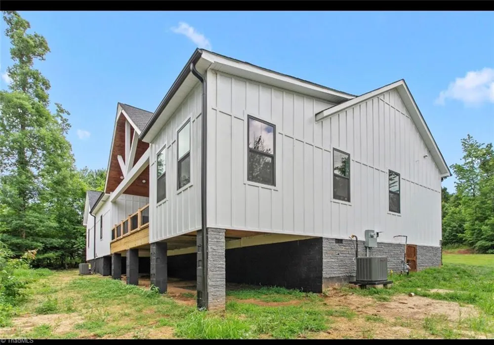 176 Ivory Lane Lexington, NC 27295