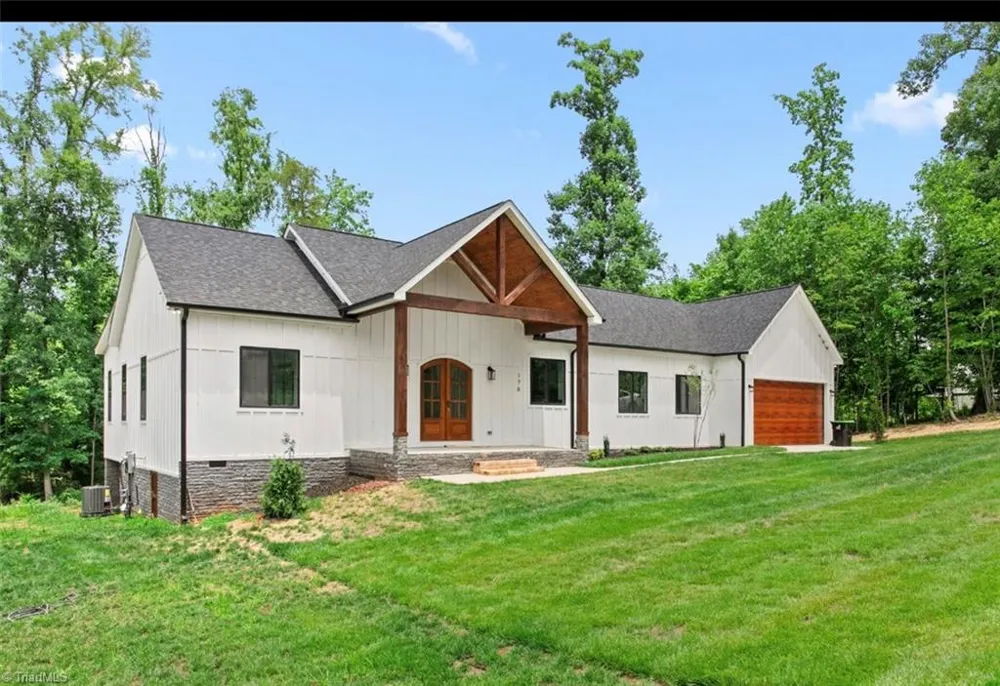 176 Ivory Lane Lexington, NC 27295