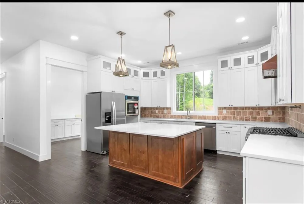 176 Ivory Lane Lexington, NC 27295